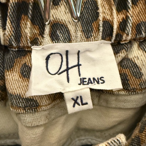 OH Blue Jeans with Leopard Accents - Picture 4 of 4